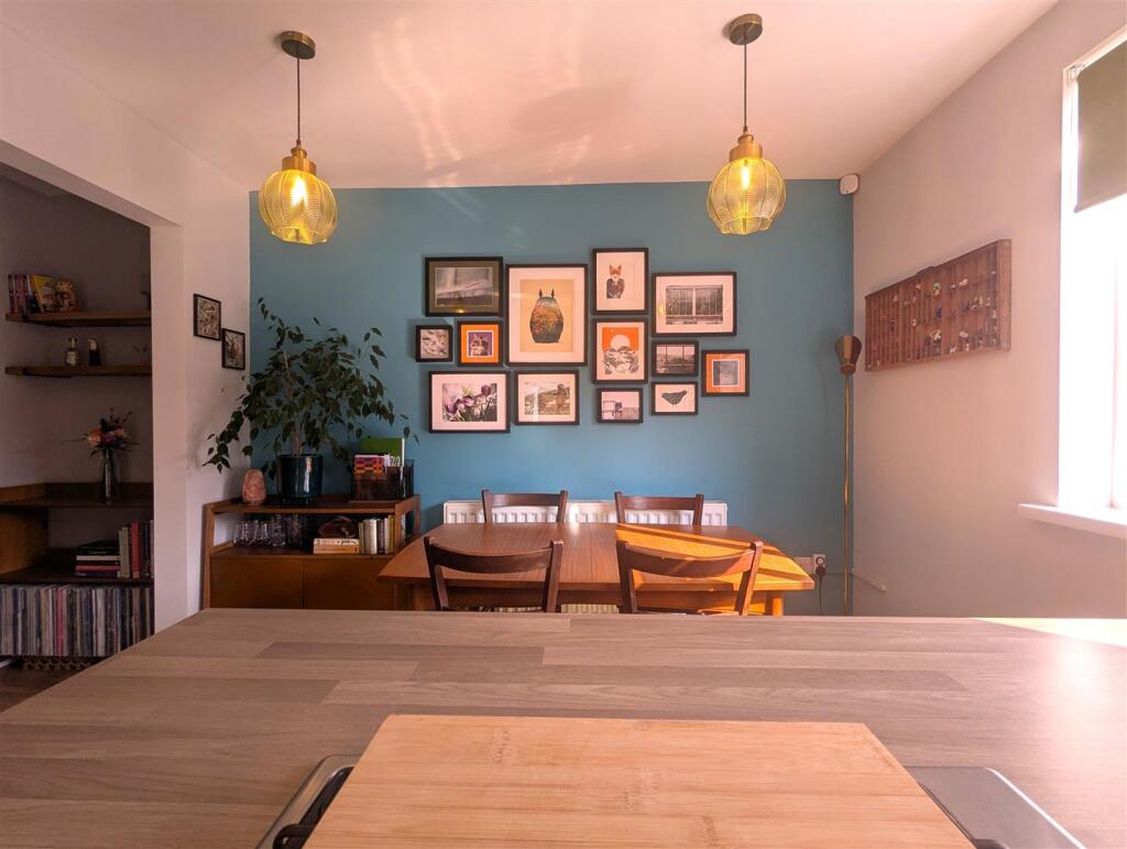 Kitchen &amp; Dining Area