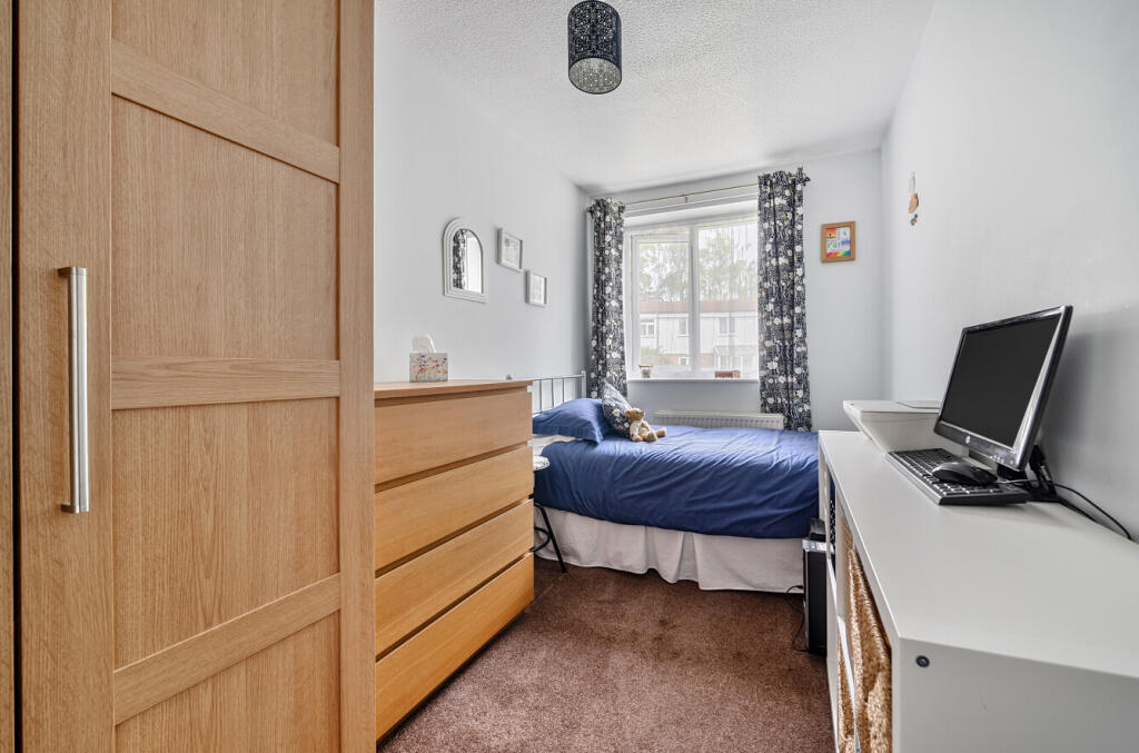 1315278-11-685c1a...