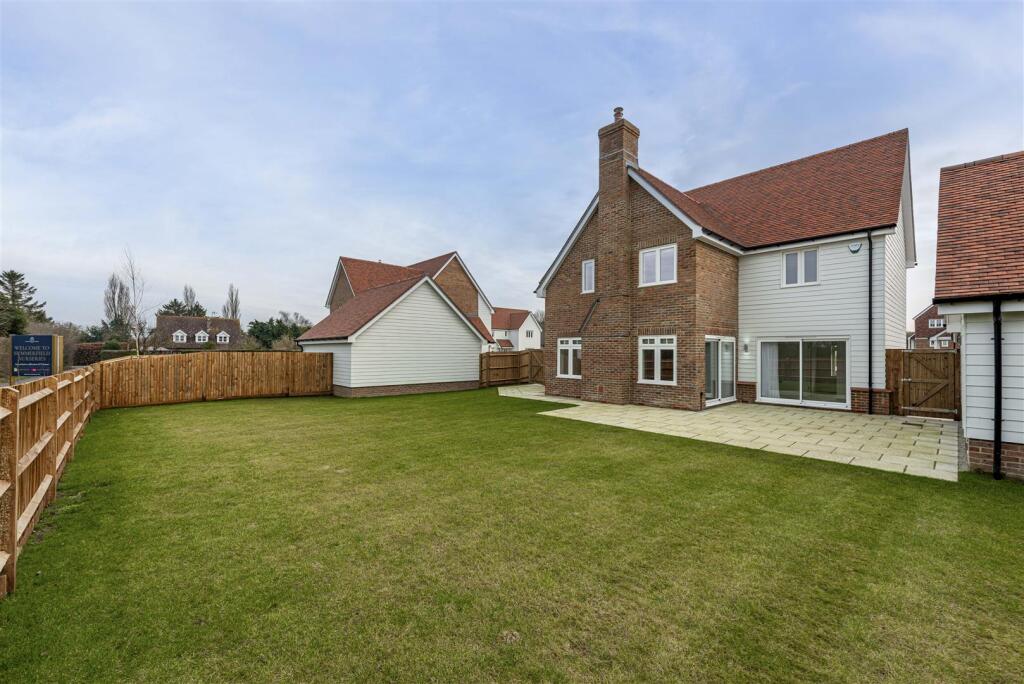 L J Imaging (Plot 16)-18.jpg