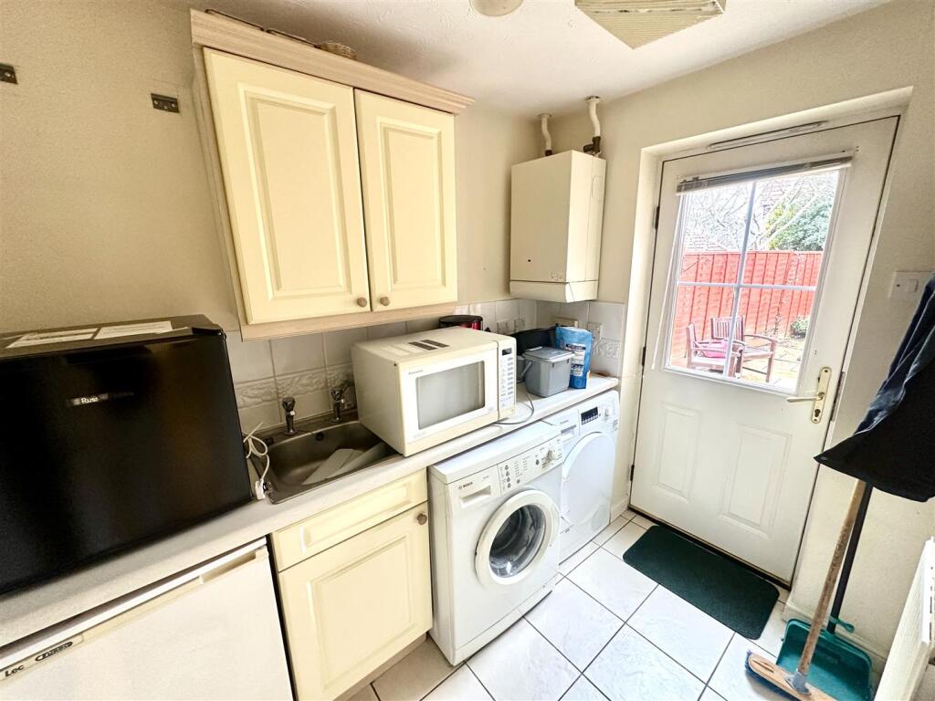 UTILITY ROOM