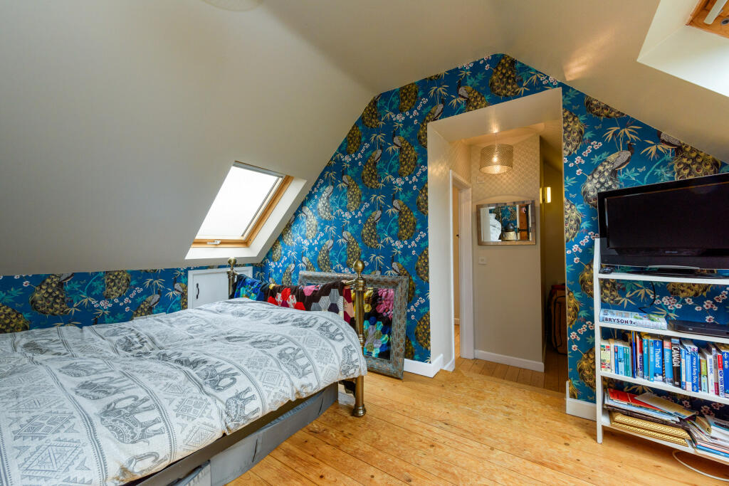 TEK HiRes 240422 032