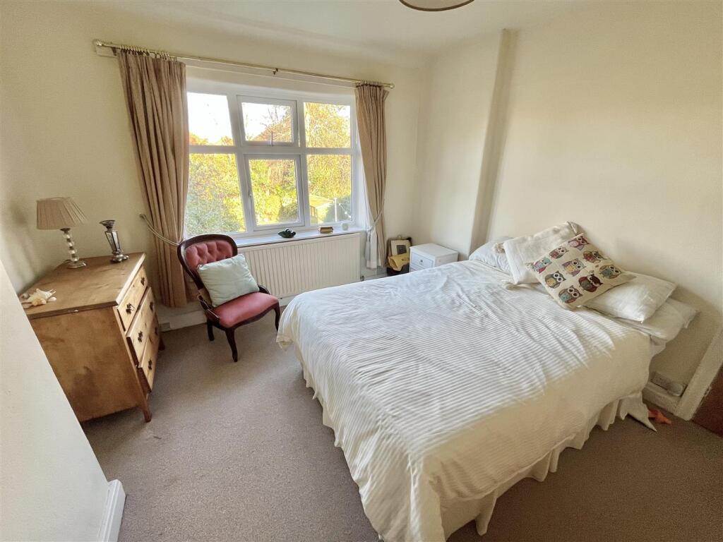 Bedroom 2 Aspect 2