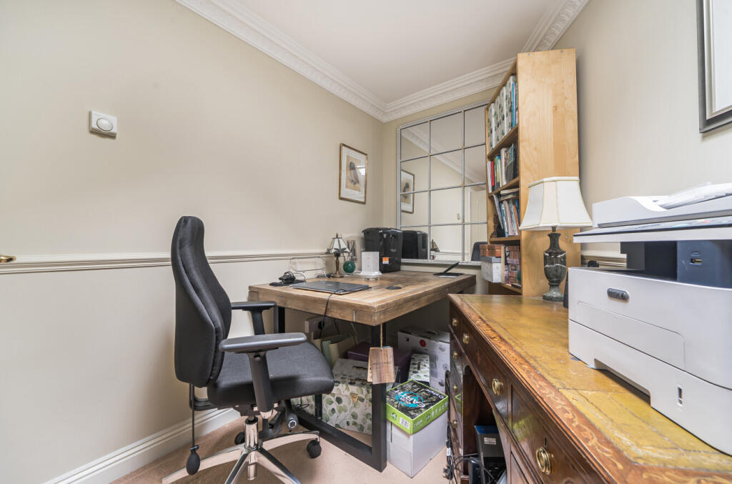 1346502-6-68b807c...