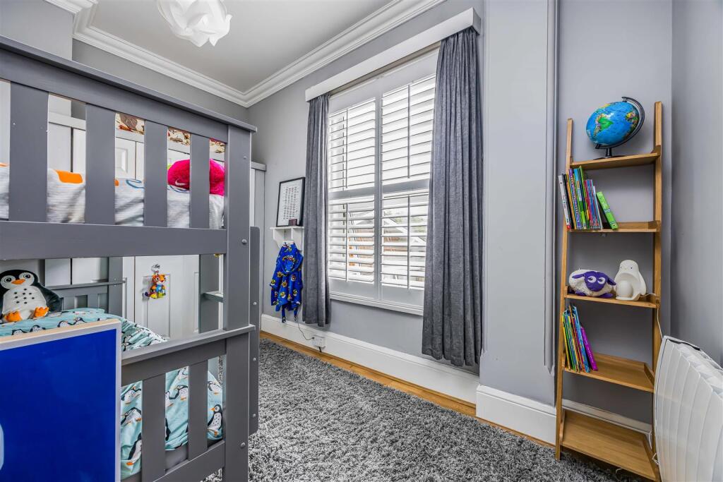 Flat 3, 38. Lennox Road North, Southsea-Small-Port