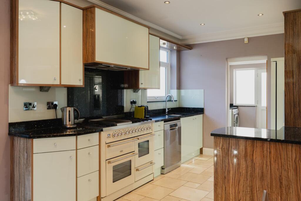 PropertyPortals 7.jpg