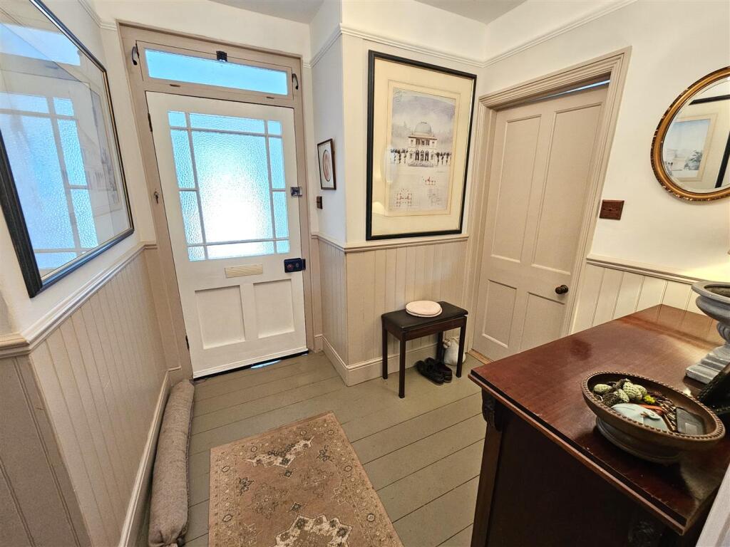 Entrance Hall.jpg