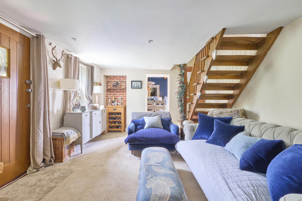 Flint Cottage 160...