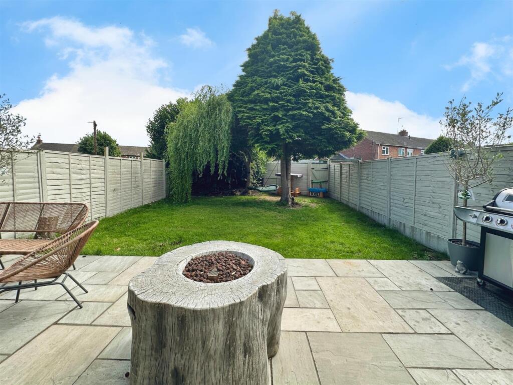 167e8e9a--482A-AEB9-04C8B026C4F5-61268-000013EBC40