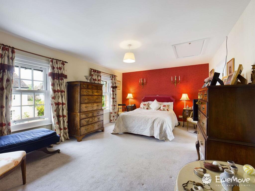 Bedroom 1 (Double with Ensuite)