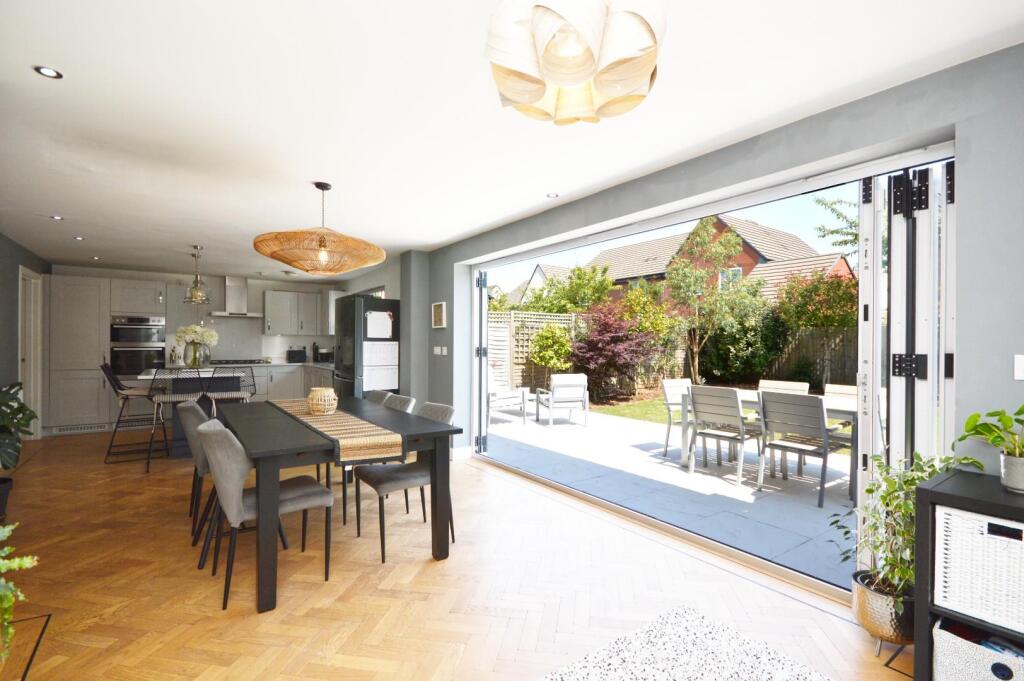 Open Plan Kitchen/Dining/Family Room