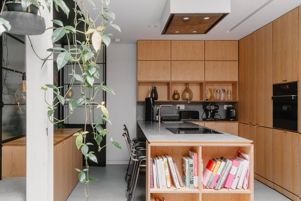 298761 - Florida Road_High Res-6.jpg