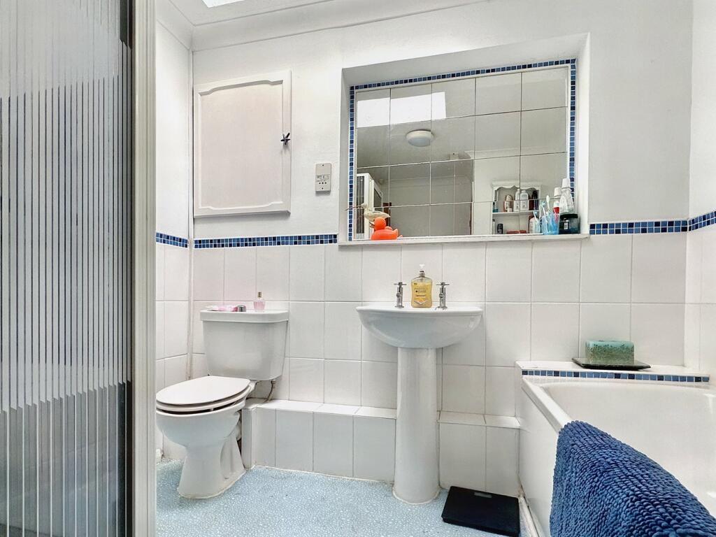 Bath &amp; Shower Room
