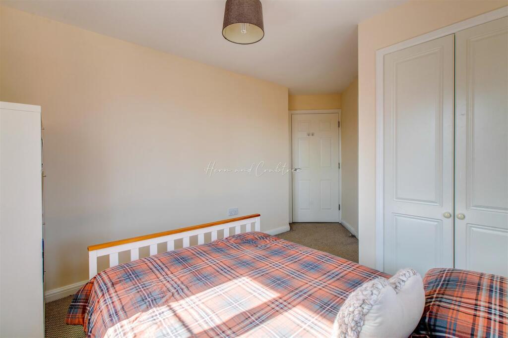 Ffordd James Mcghan, HernCrabtree (5).jpg