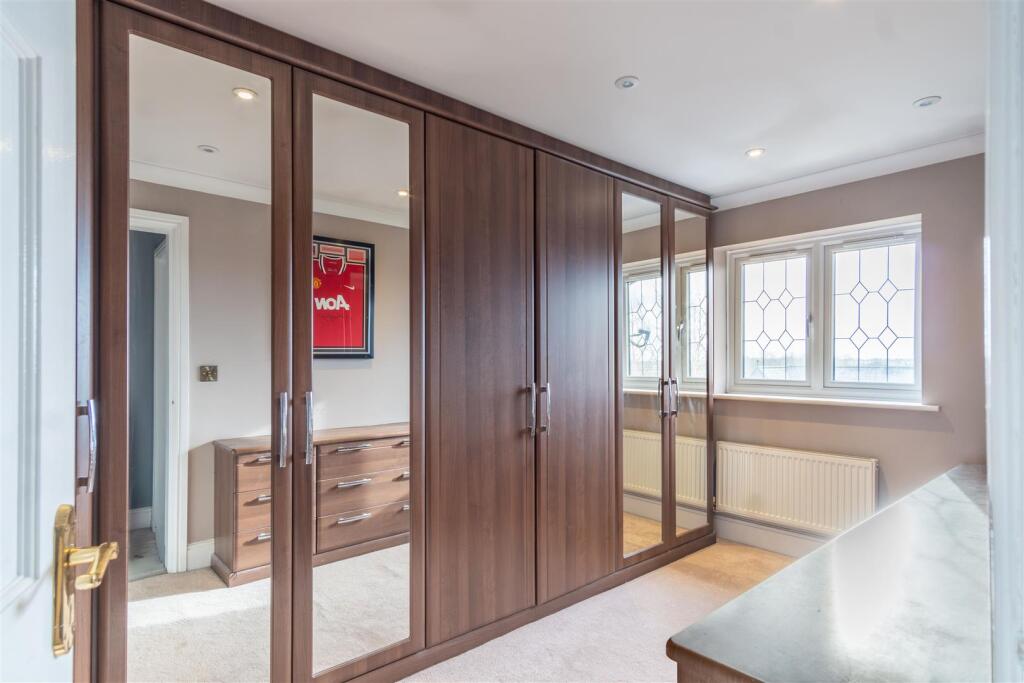BEDROOM FIVE