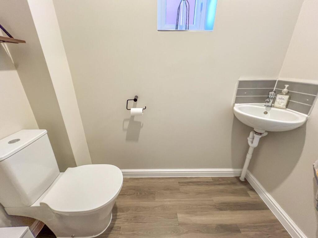 Navigation Way - Image-19.jpg