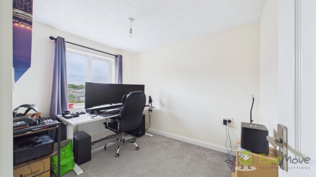 Lrg_CAM03669G0-PR0019-STILL015