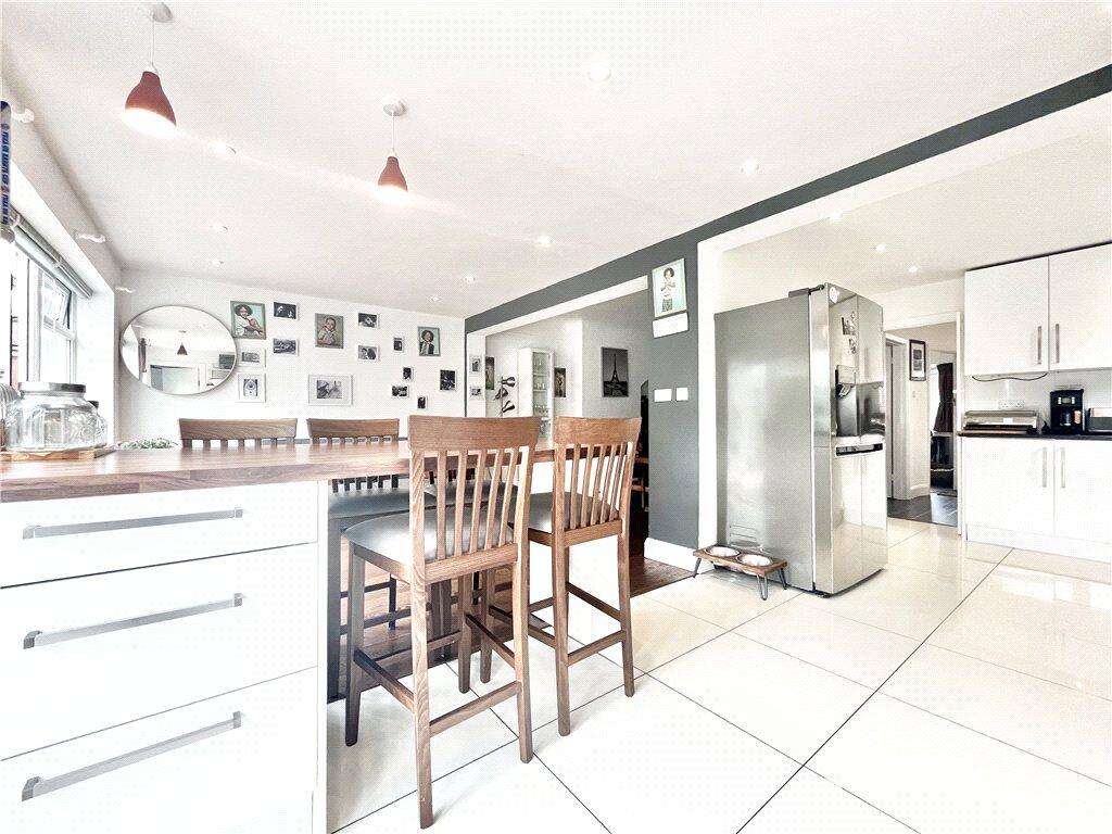 Kitchen/Reception