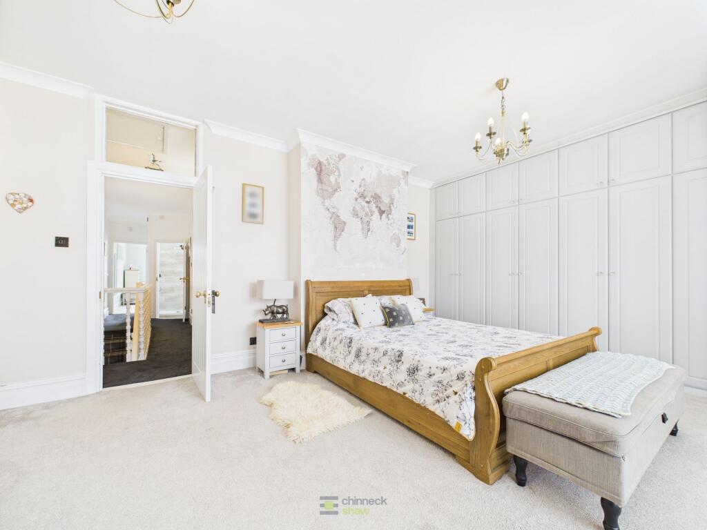 Main Bedroom