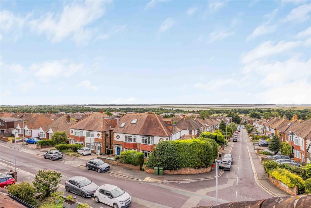 97 Woodfield Avenue, Drayton-Small-PorticoMarketin