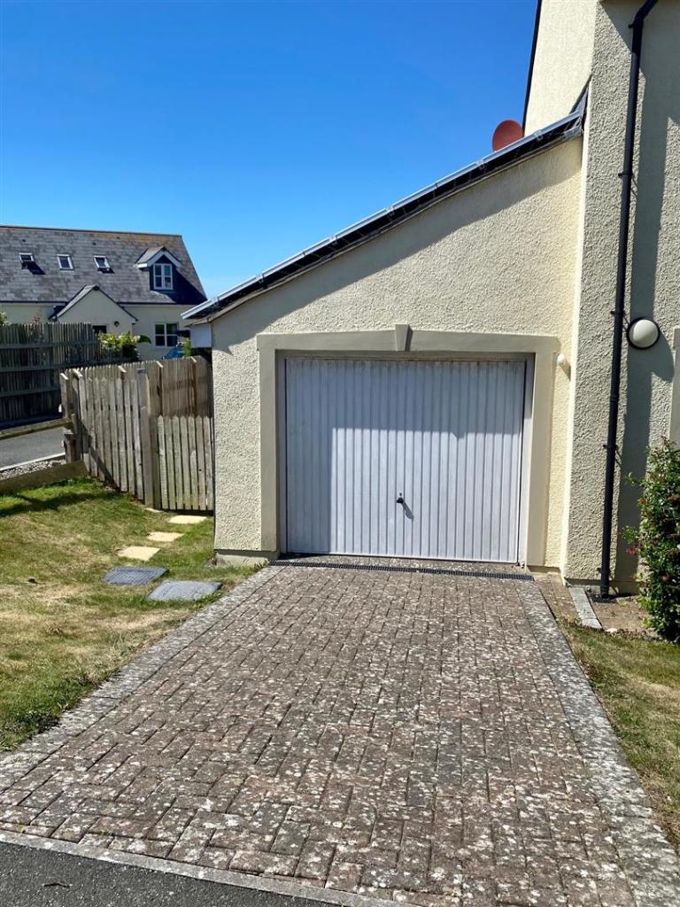 6 Swanswell Close 6.jpg