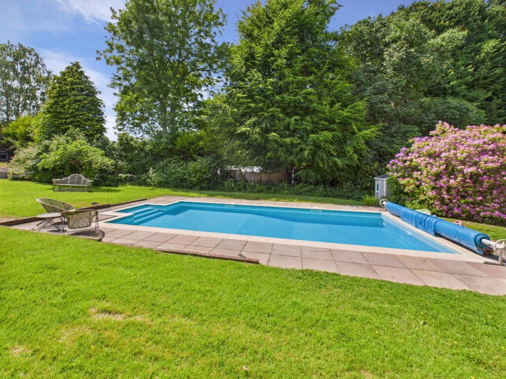 Pool 2