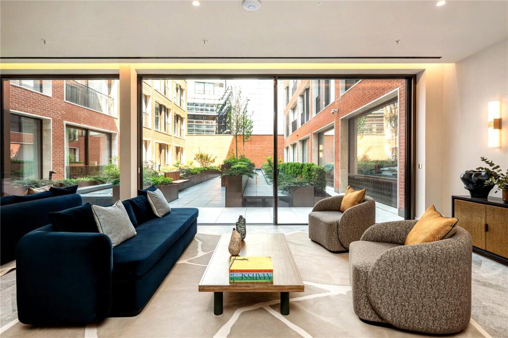 Resident's Lounge