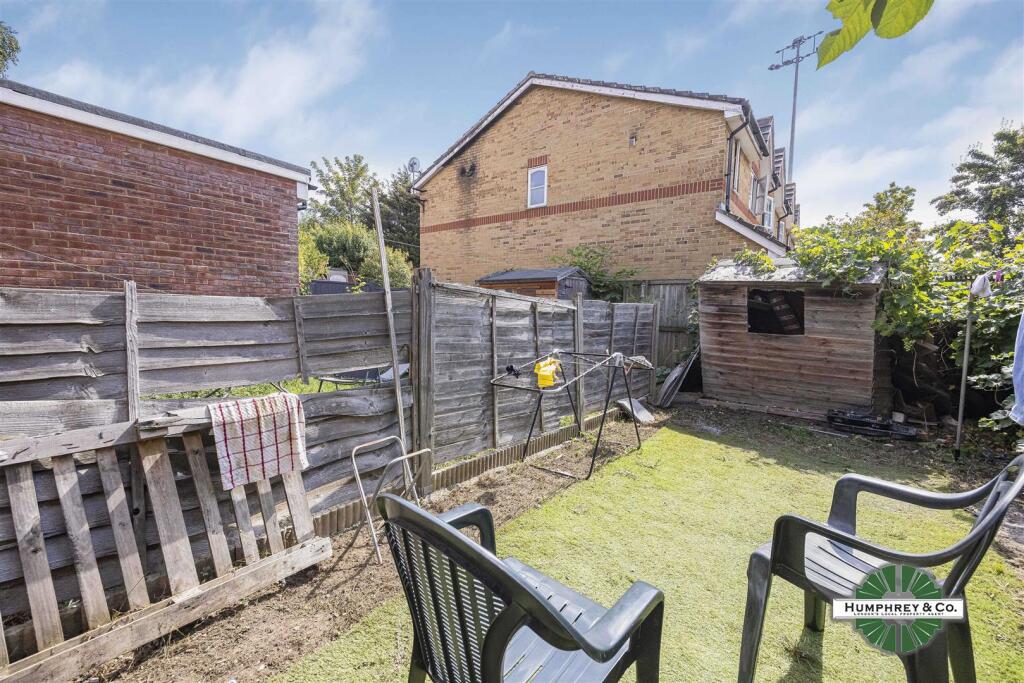 29 Carriage Mews -007.JPG