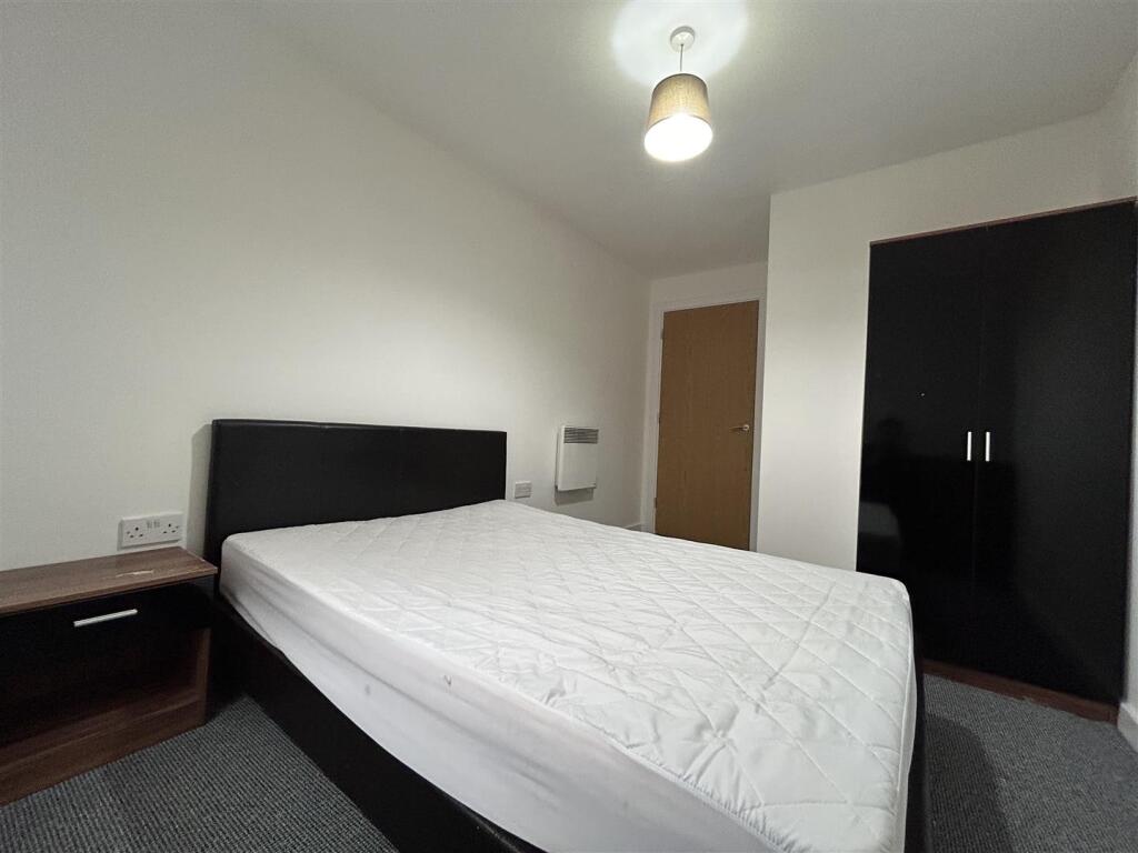 2nd Bedroom (2).jpeg
