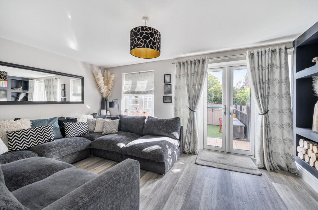 1347027-17-68b565...