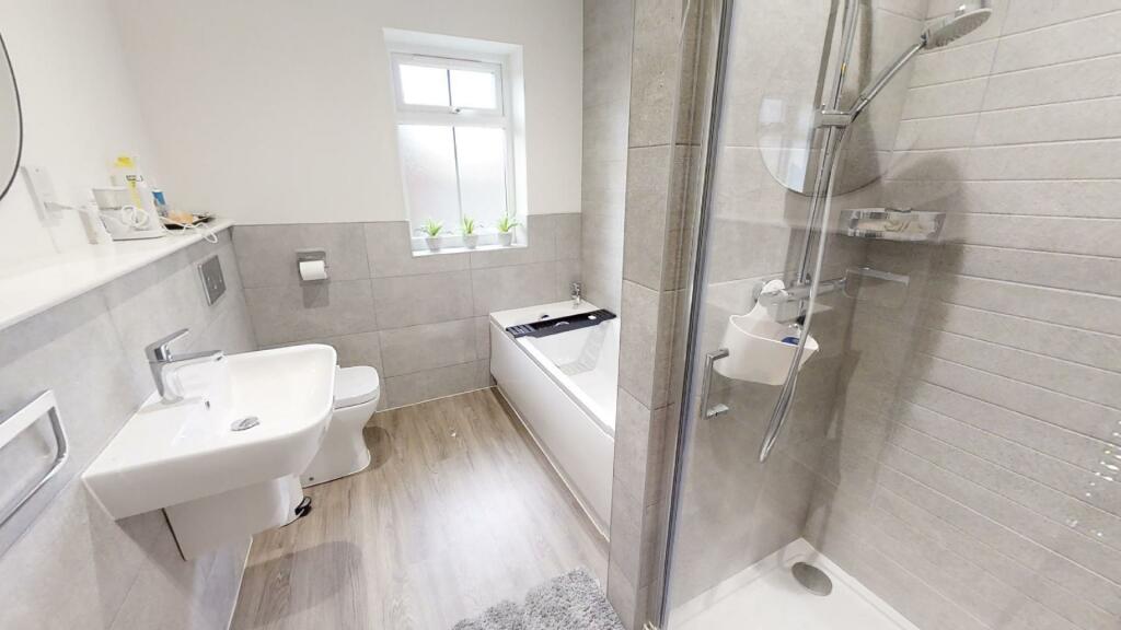 HomeDaze-Presents-Singleton-Drive-M25-5-BED-MODERN