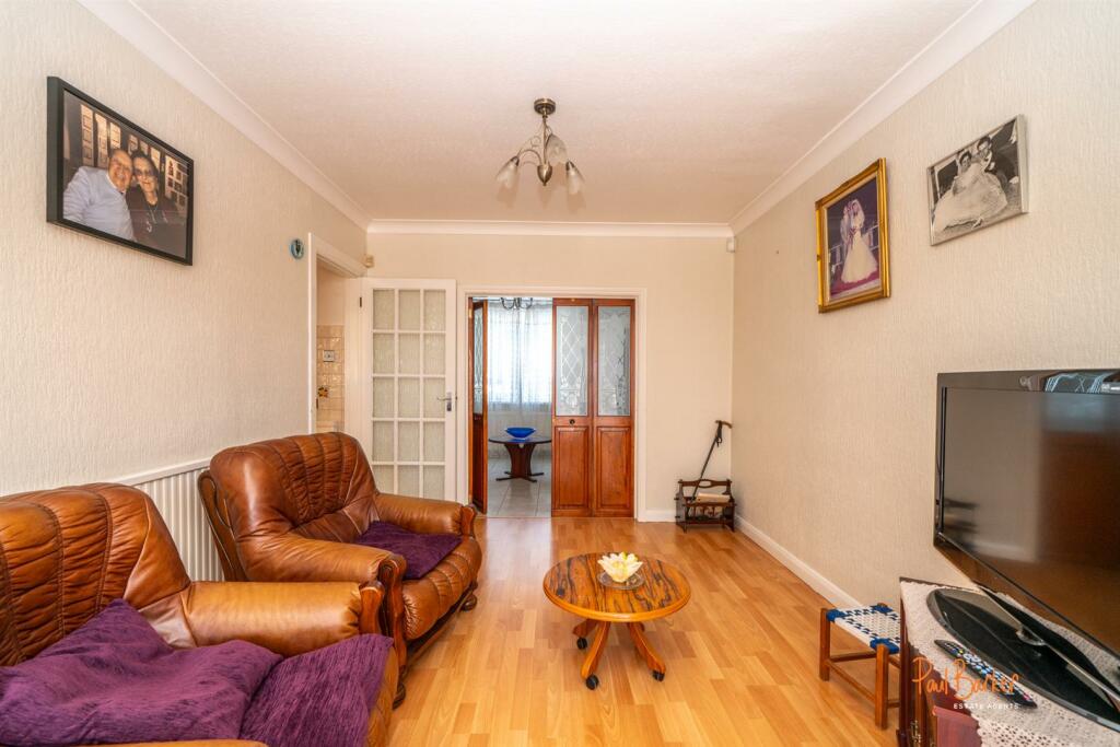 House Family Room 2