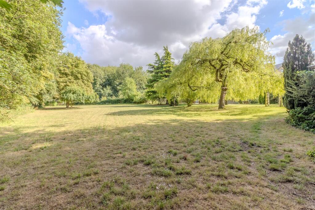 Cliffe House (12 of 36).jpg