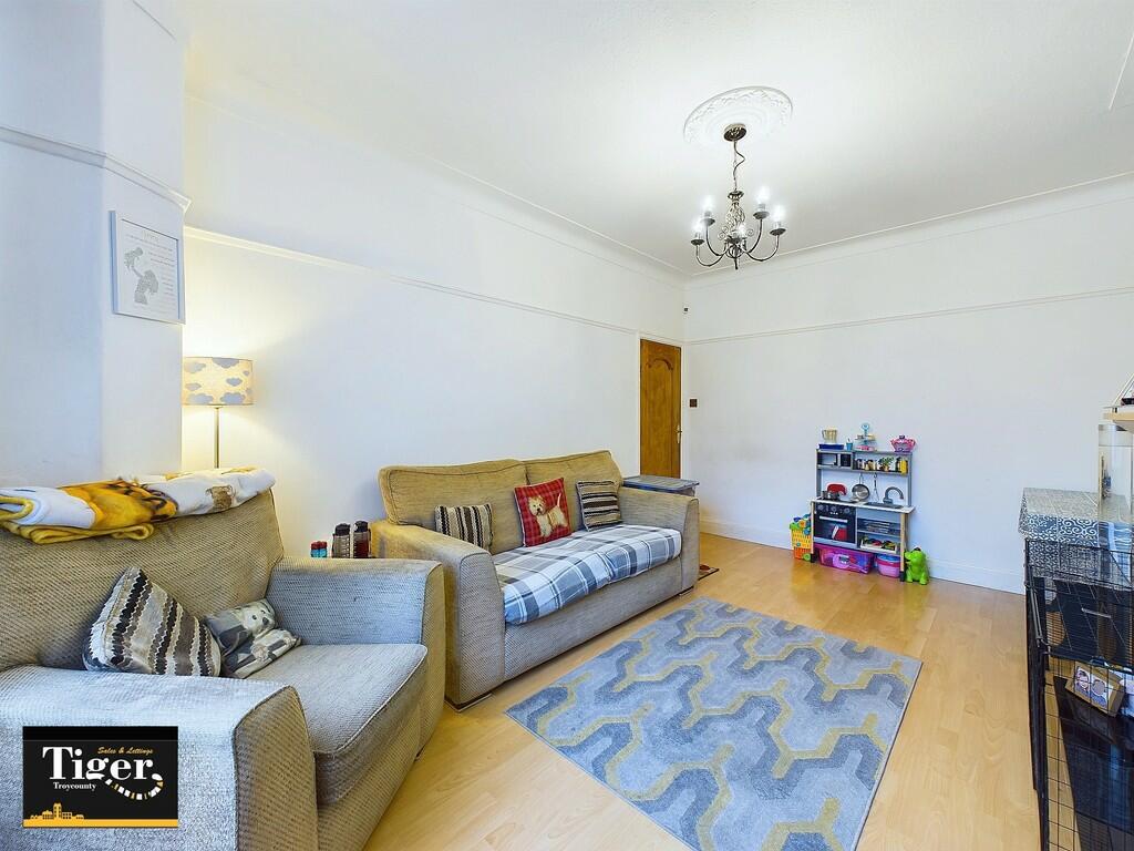 CAM03440G0-PR0190...