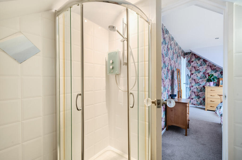 1304270-23-6841c8...