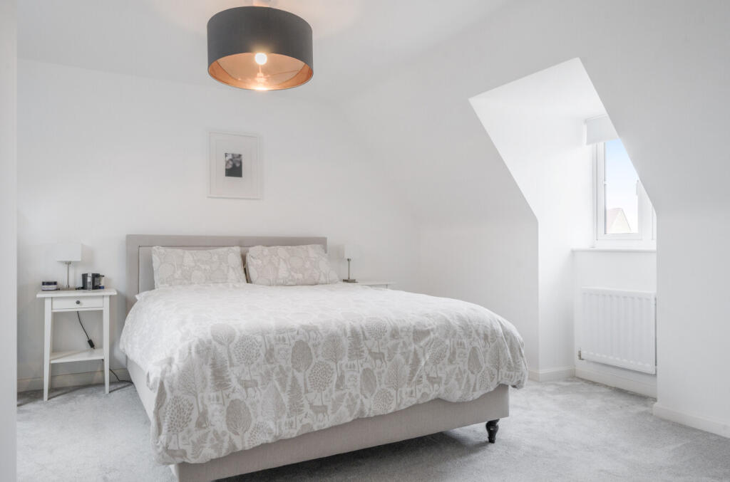 1333389-16-688cac...