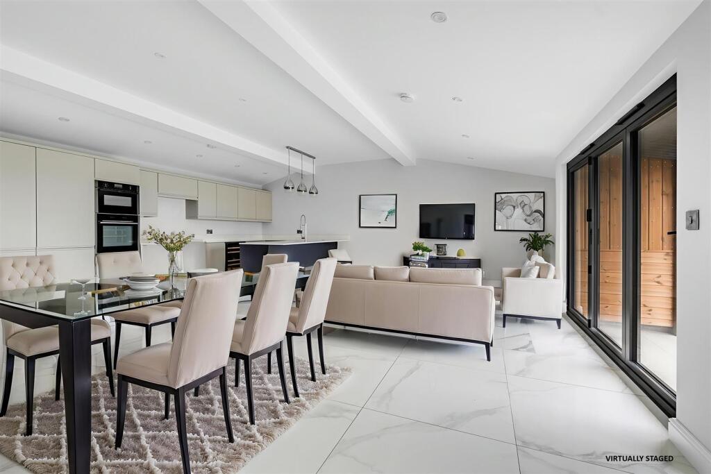 OrchardBarn.8 - Dining Room .jpg