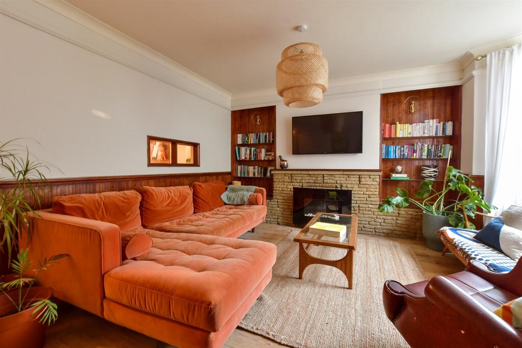 Internal Feature
