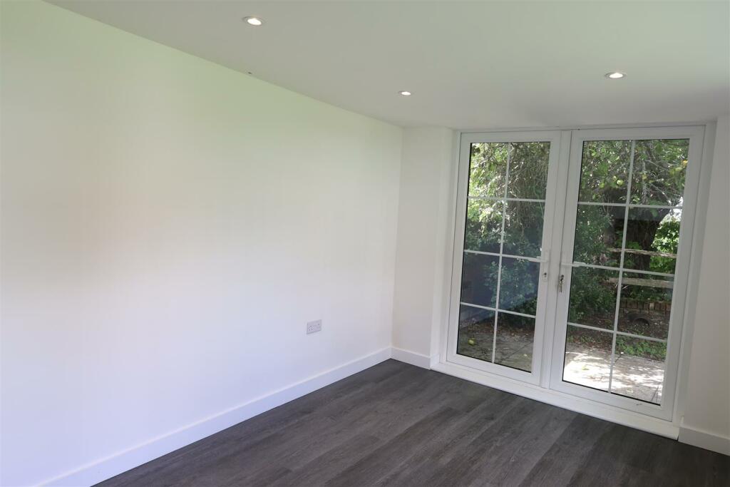 OFFICE/PLAYROOM