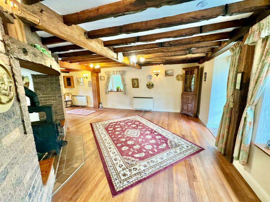 PHOTO-2024-09-02-20-12-46 (1).jpg