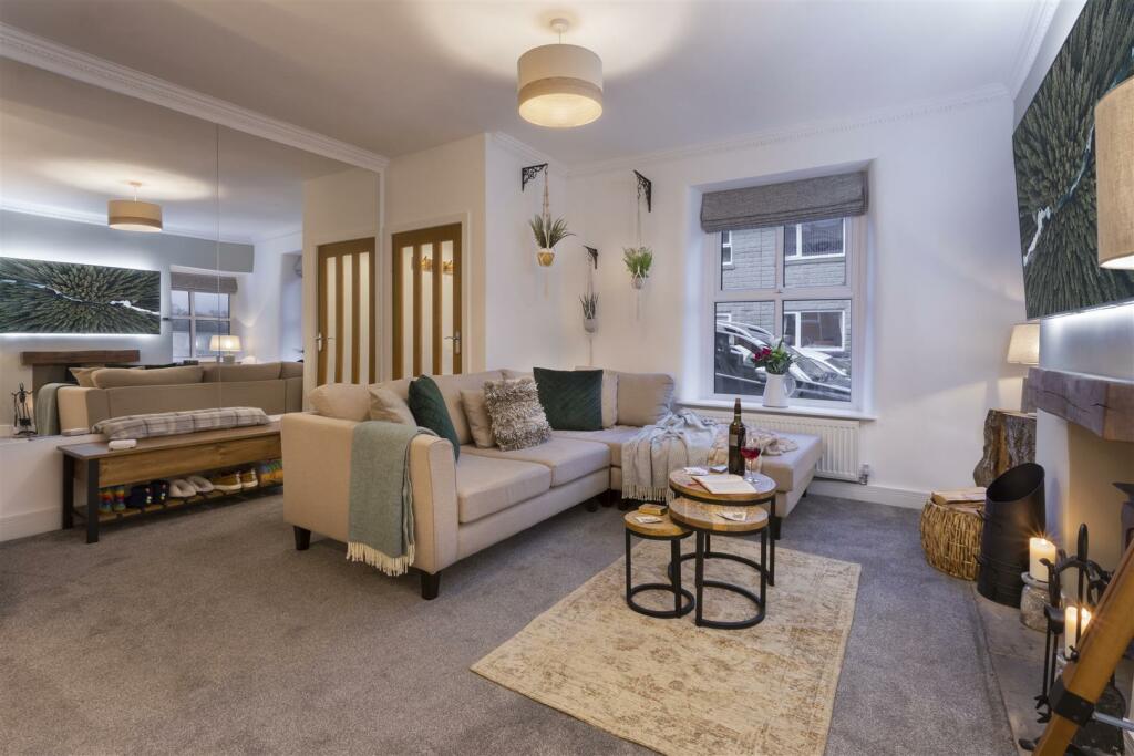 Living room - 03 copy.jpg