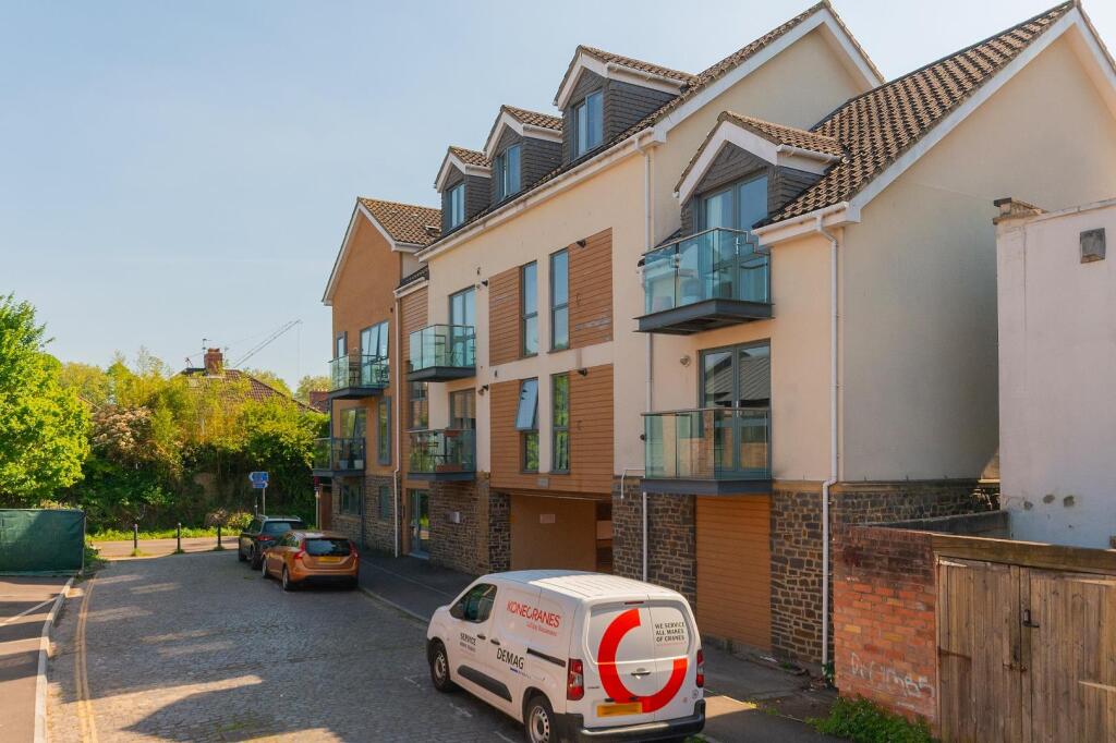 0C6SBV - External C.jpg