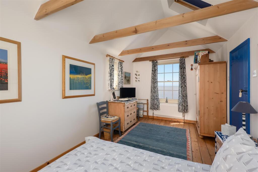 Sea Wall, Whitstable