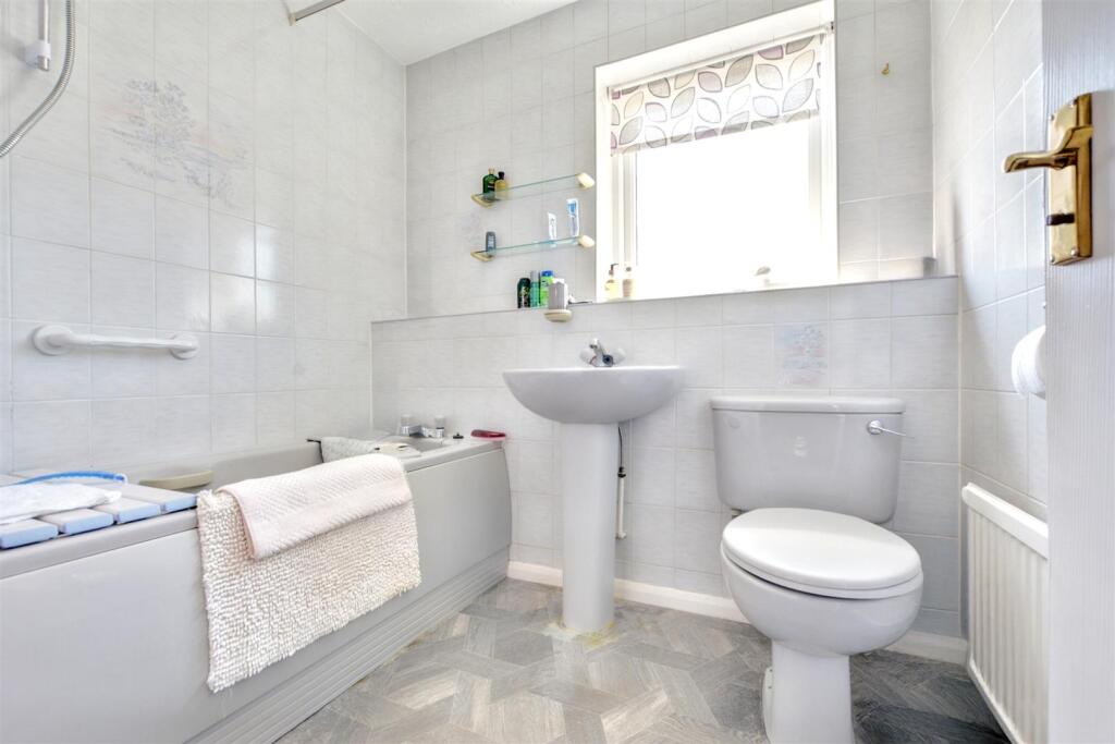 Bathroom.jpeg