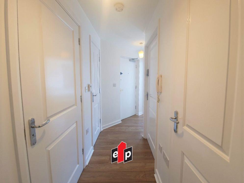 Poppleton Close, City Centre - Hallway
