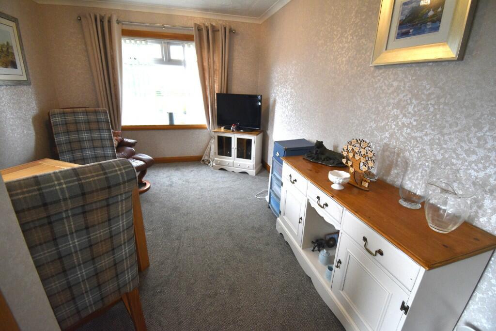 Lounge/4th Bedroom