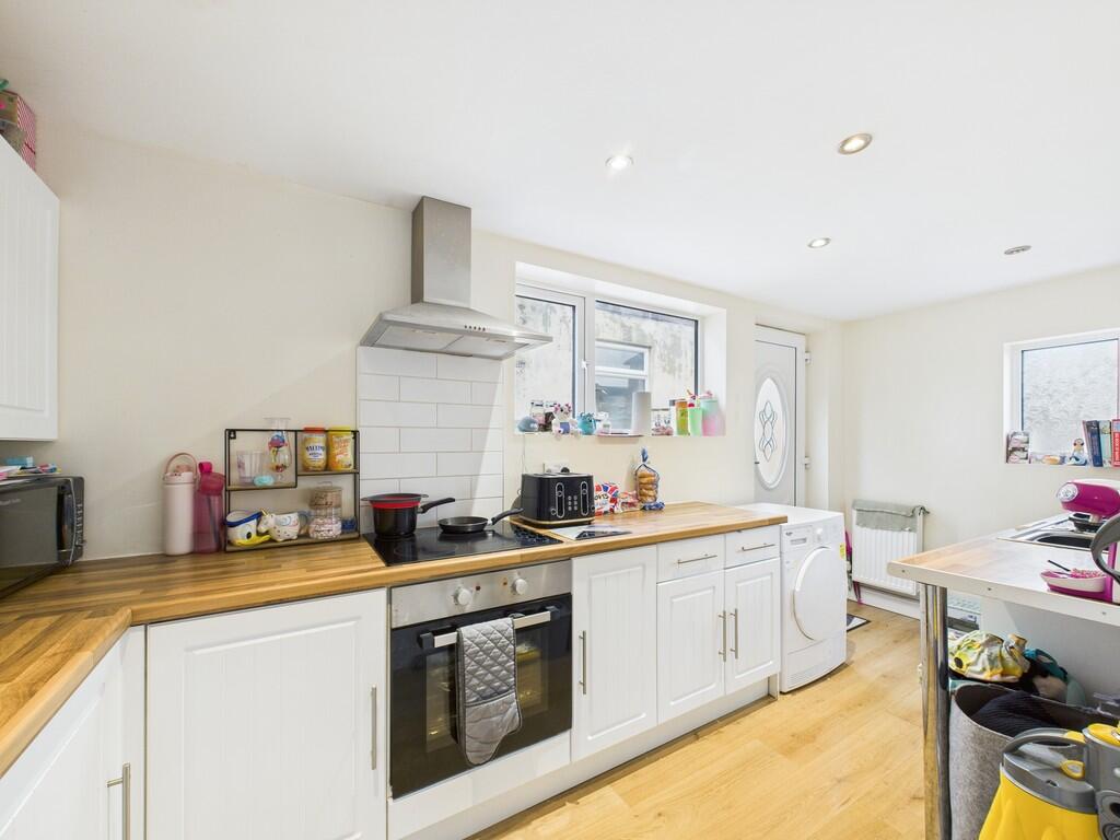 CAM01835G0-PR0190...