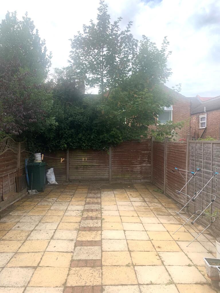 KINGS GARDEN