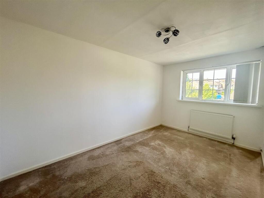 Bedroom 1.jpeg