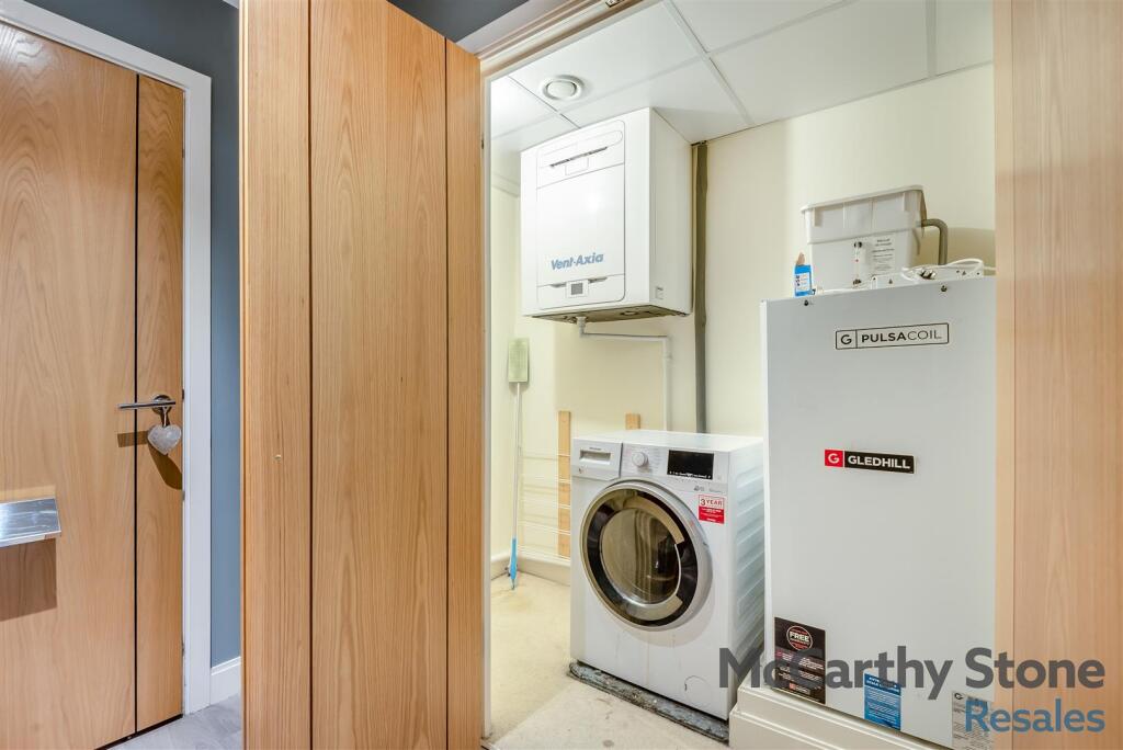 8673673-interior03.jpg