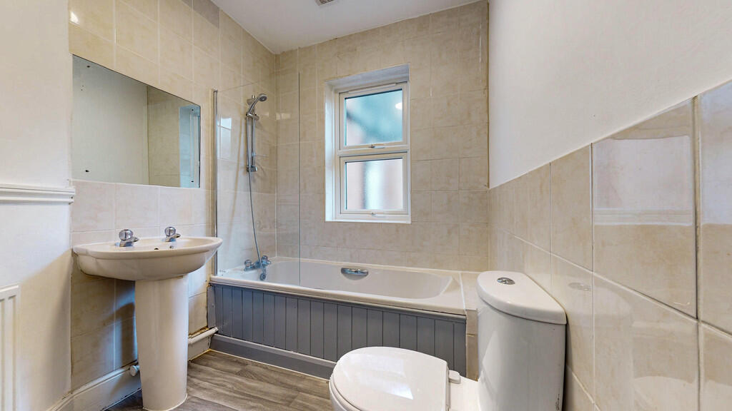 20 Kingston Road ...